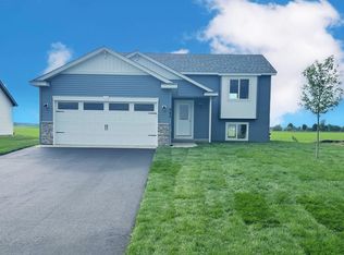 830 3rd Ave SW, Rice, MN 56367