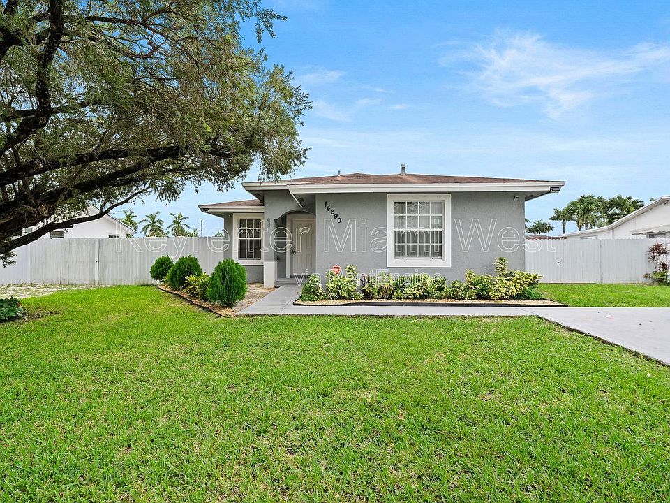 1st image of 14290 SW 287th St