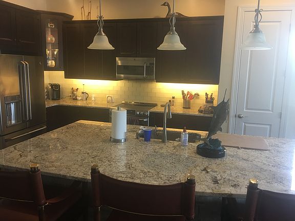 2nd image of 2190 Lakemont Ave