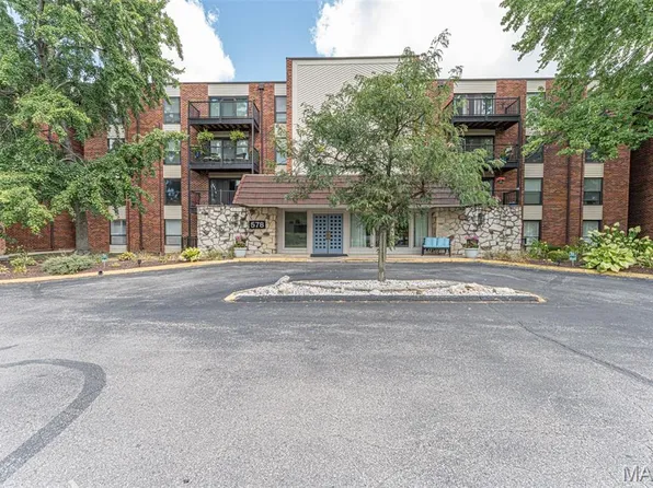 578 Sarah Ln APT 405, Saint Louis, MO 63141