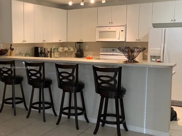 22911 SW 88th Pl Unit 10-21, Cutler Bay, FL 33190