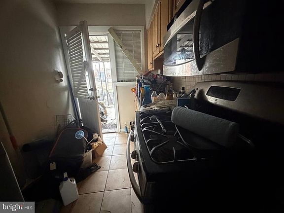 5th image of 1479 Morris Rd SE