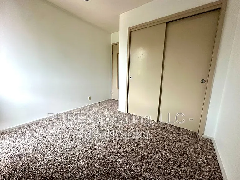 1631 N 109th Plz — Photo 52