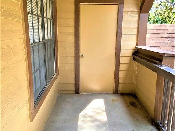 3rd image of 345 Lakepointe 202 Dr