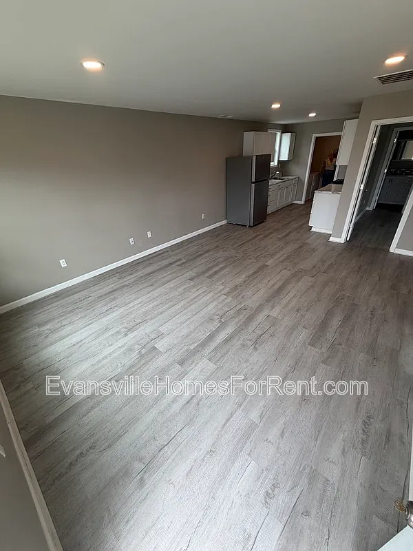 2 bed, 2.0 bath, 880 sqft, $1,200 — Photo 2