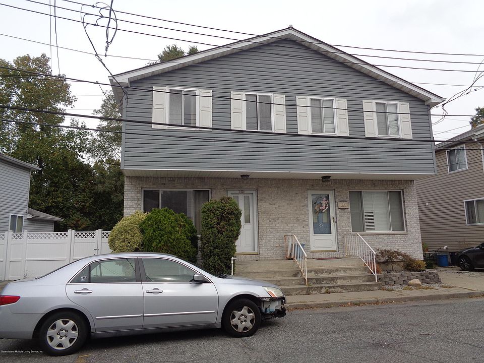 1st image of 21 Vanessa Ln