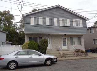 21 Vanessa Ln, Staten Island, NY 10312