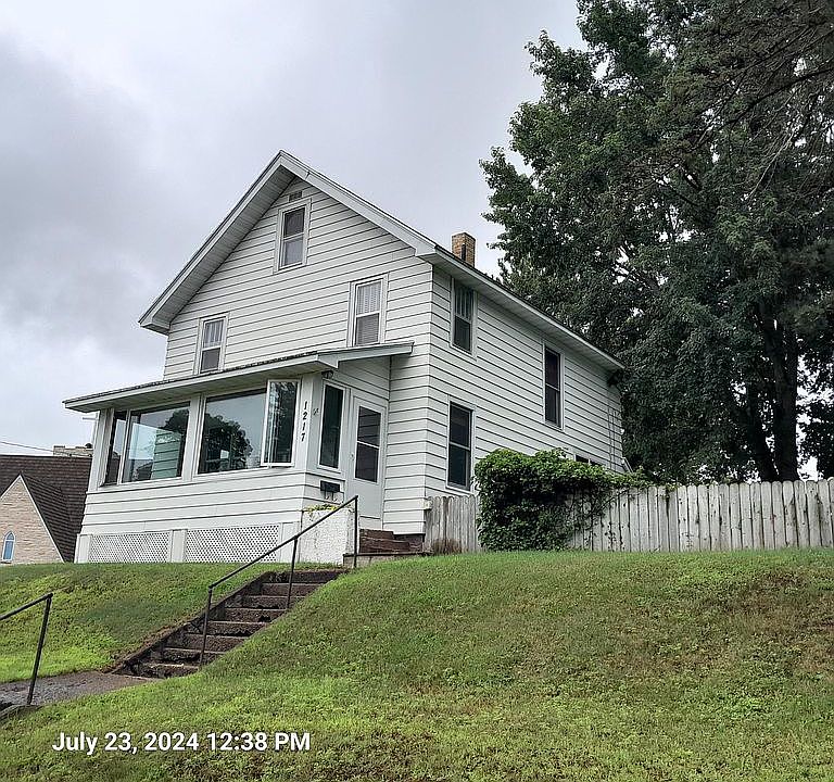1st image of 1217 Crystal Lake Blvd