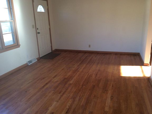 5th image of 6167 Park Lane Dr