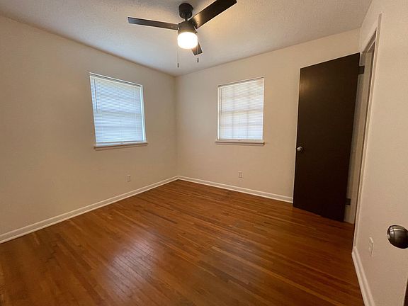 4th image of 9612 Cerelle Dr