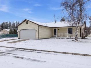 6743 W Kamloops Dr, Rathdrum, ID 83858