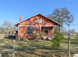 500 Hickory Forrest Dr, Seguin, TX 78155