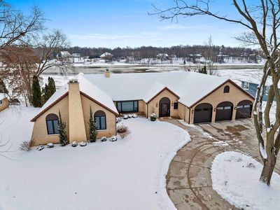 2045 Lost Dauphin Rd, De Pere, WI, 54115