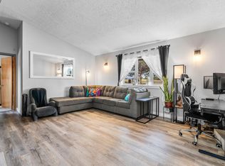 2772 SW Glacier Ave, Redmond, OR 97756