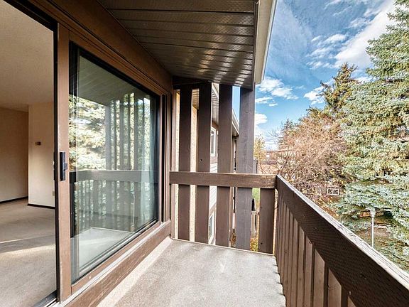 5th image of 366 S 94th Ave SE #17