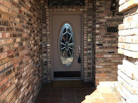 3rd image of 2507 Buttercup Dr