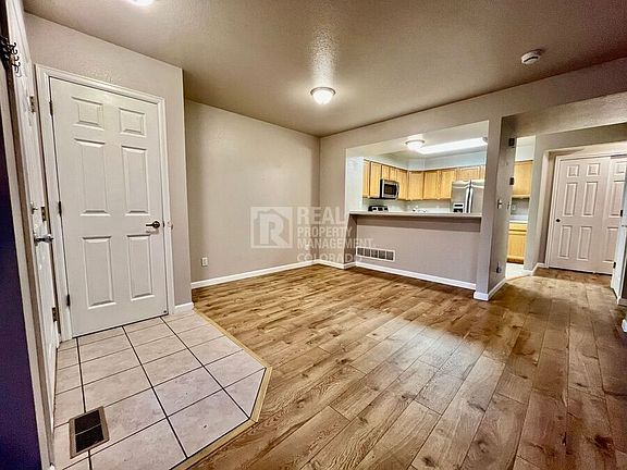 3rd image of 2120 Timber Creek Dr APT L4