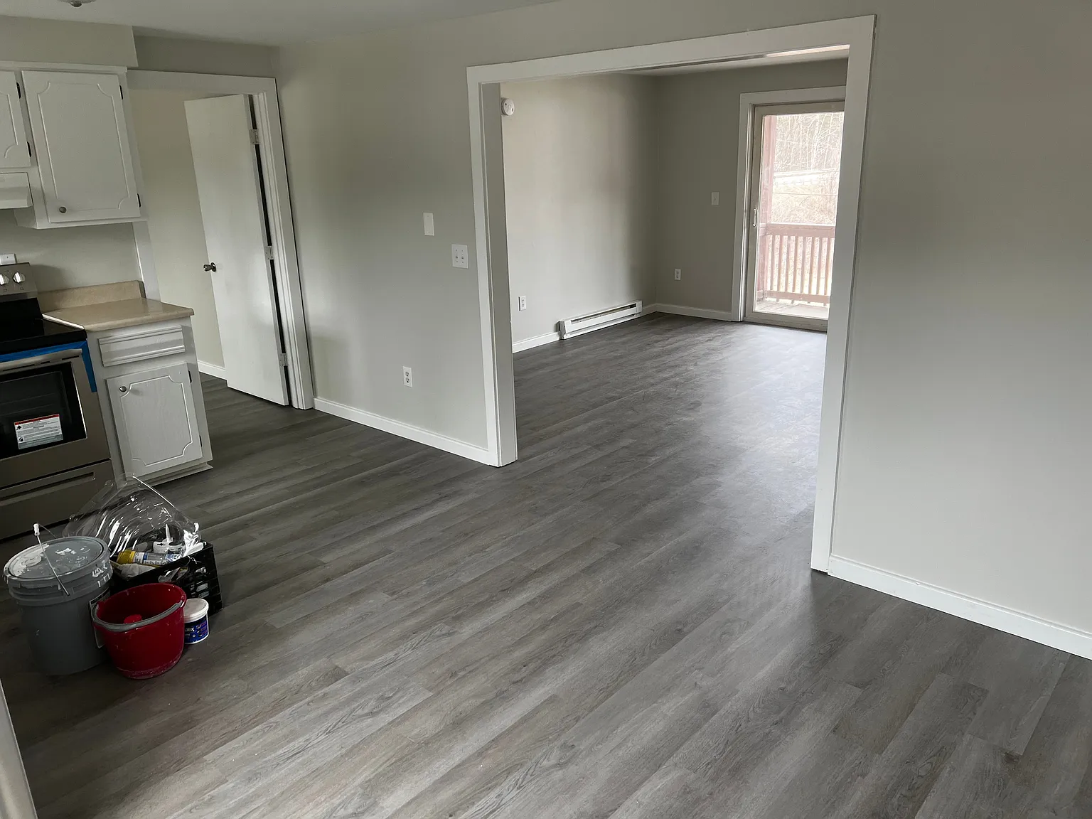 2 bed, 1.0 bath, 970 sqft, $1,980 — Photo 4