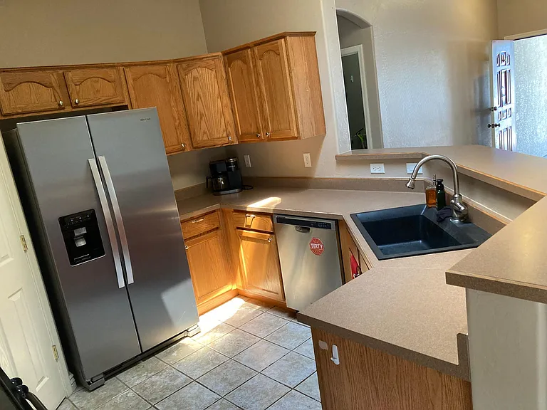 5652 N Bronco Ln — Photo 9