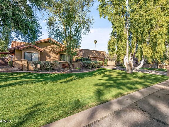 3rd image of 9140 S WILLOW Drive