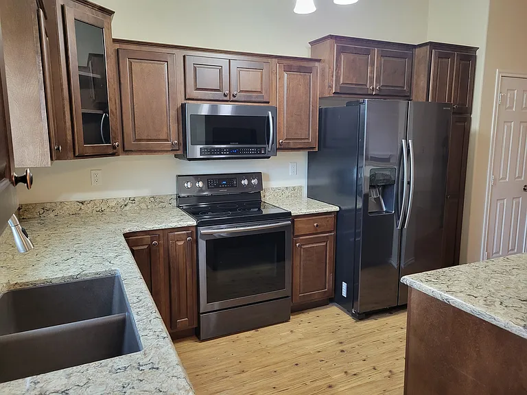 3976 Riviera Grv #201 — Photo 3