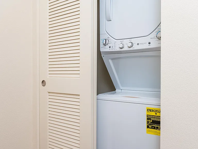 Midtown Apartments | Vancouver, WA | Washer and Dryer