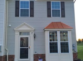 25 Erie Pl, Falling Waters, WV 25419