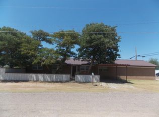 802 5th St, Abernathy, TX 79311