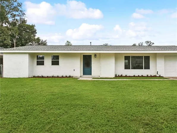 321 Saint Anthony St, Luling, LA 70070