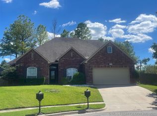 4503 E 143rd St S, Bixby, OK 74008