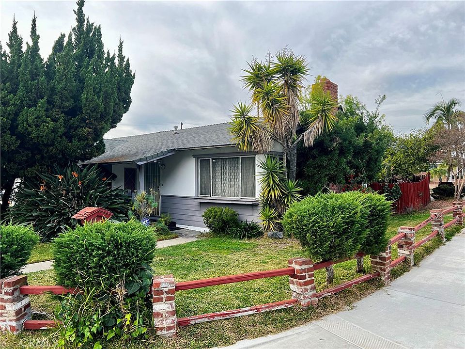 1st image of 14361 Valeda Dr