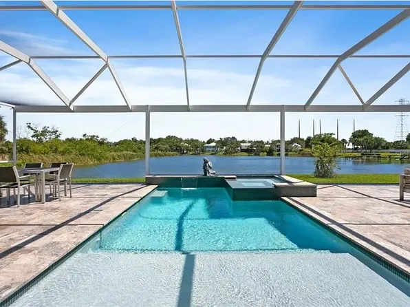 8013 Key West Conch Dr, Riverview, FL 33578