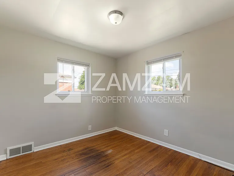 6869 Buhr St — Photo 10