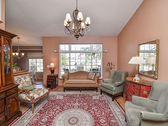 4th image of 1304 E Northstar Ln