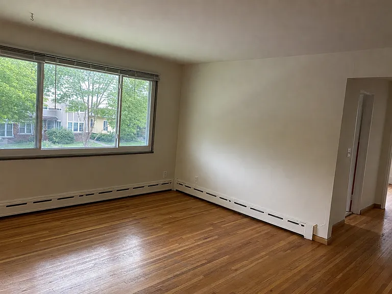 4610 Bryant Ave S — Photo 20