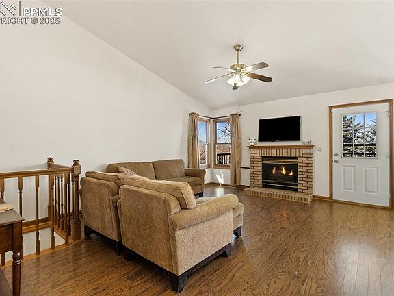 5th image of 6456 Gemstone Way