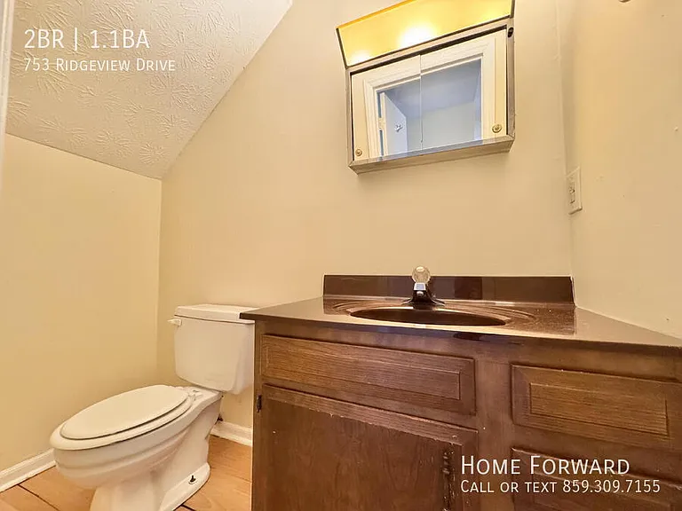753 Ridgeview Dr — Photo 7