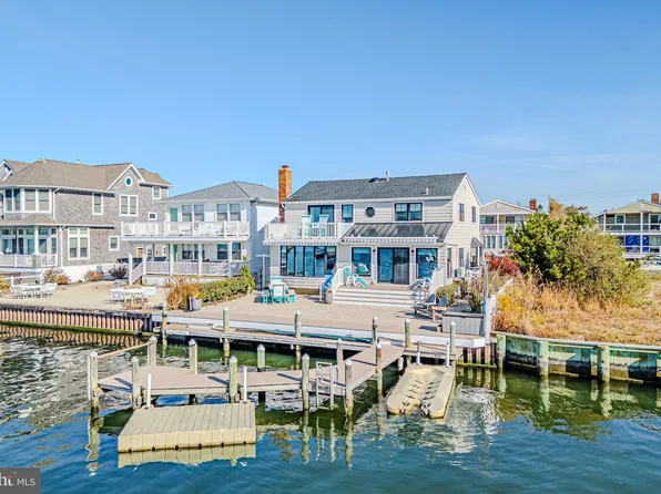 342 N 1st St, Surf City, NJ 08008