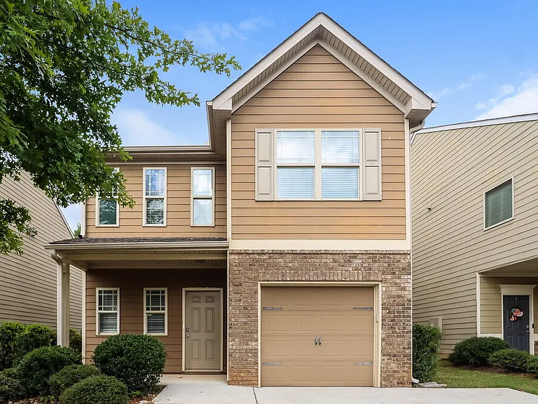 7 Southwind Cir — Photo 1