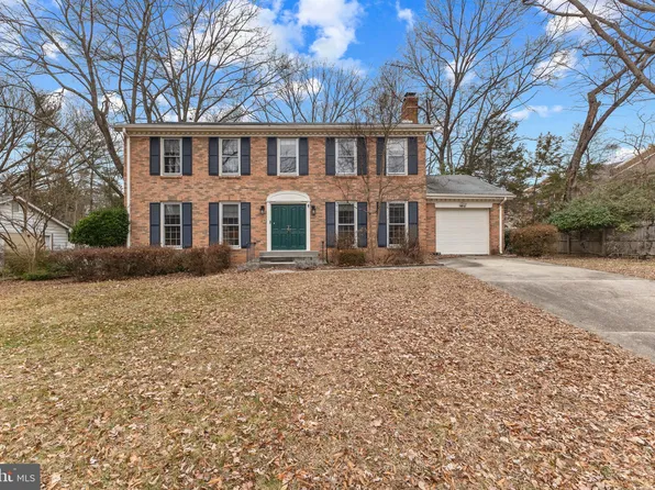 7500 Toll Ct, Alexandria, VA 22306