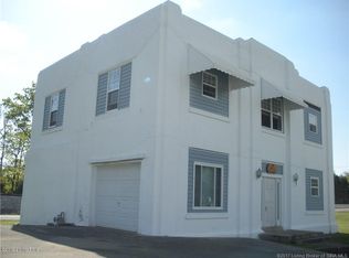 959 S Indiana Ave, Sellersburg, IN 47172