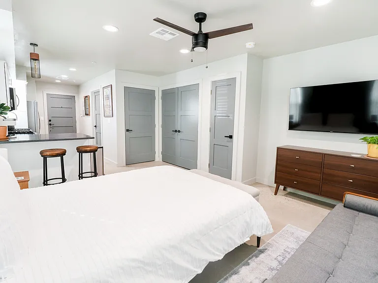 3919 N Pennsylvania Ave #7B — Photo 9
