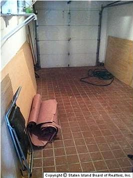 2nd image of 40 Harbour Ct #40