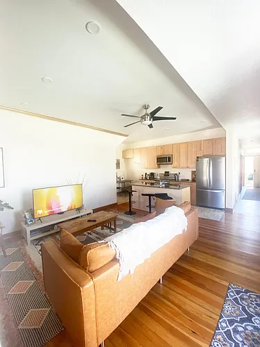 973 Galapago St Photo 1