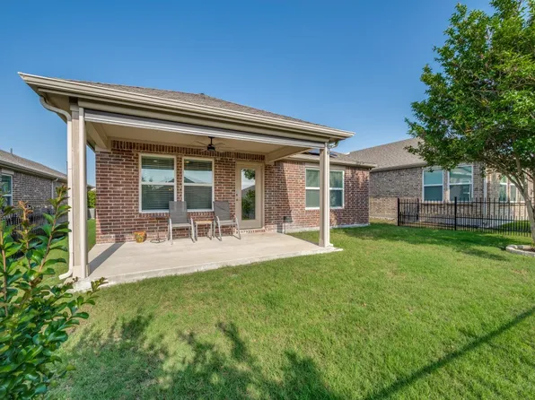 7620 Parade Dr, Aubrey, TX 76227