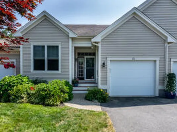 76 Grey Hawk Drive, Mashpee, MA 02649