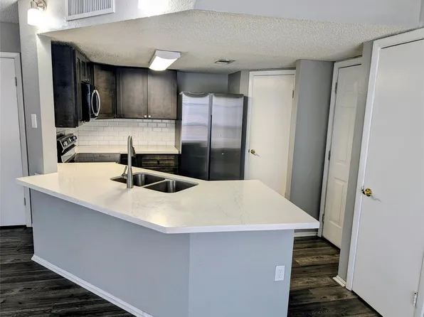 58 Evanston St APT 1, Houston, TX 77015