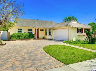 5848 Alcove Ave, Valley Village, CA 91607