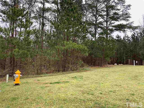 3rd image of 3126 Ginger Lake Ct
