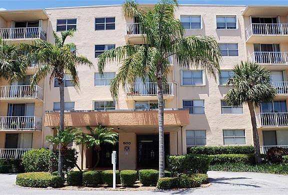 3rd image of 500 Executive Center Drive #1-N